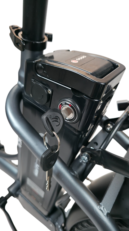 Alba Fold s sele altı batarya detayı