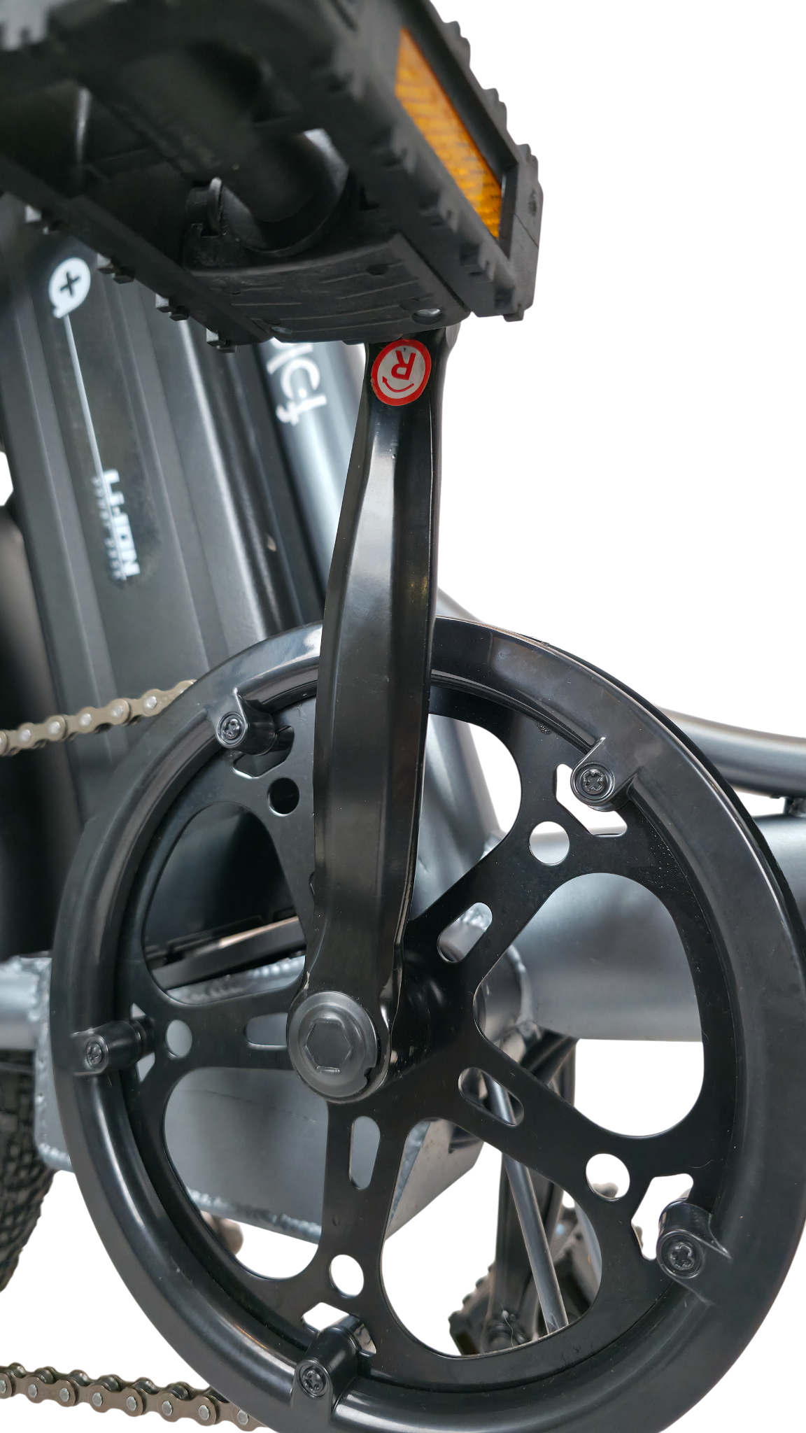 Alba Fold s elektrikli bisiklet pedal detayı